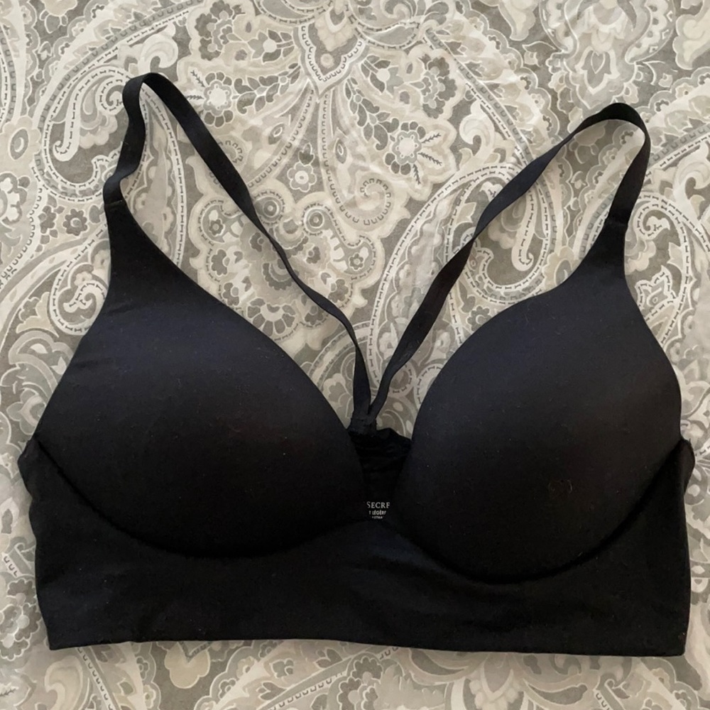 Victoria Secret 34C bra